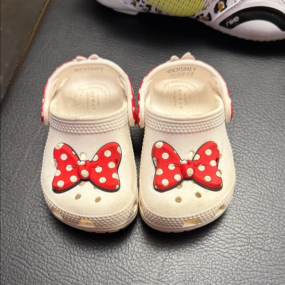 CROCS Kids White Clogs with Red Polka Dot Bow Accent